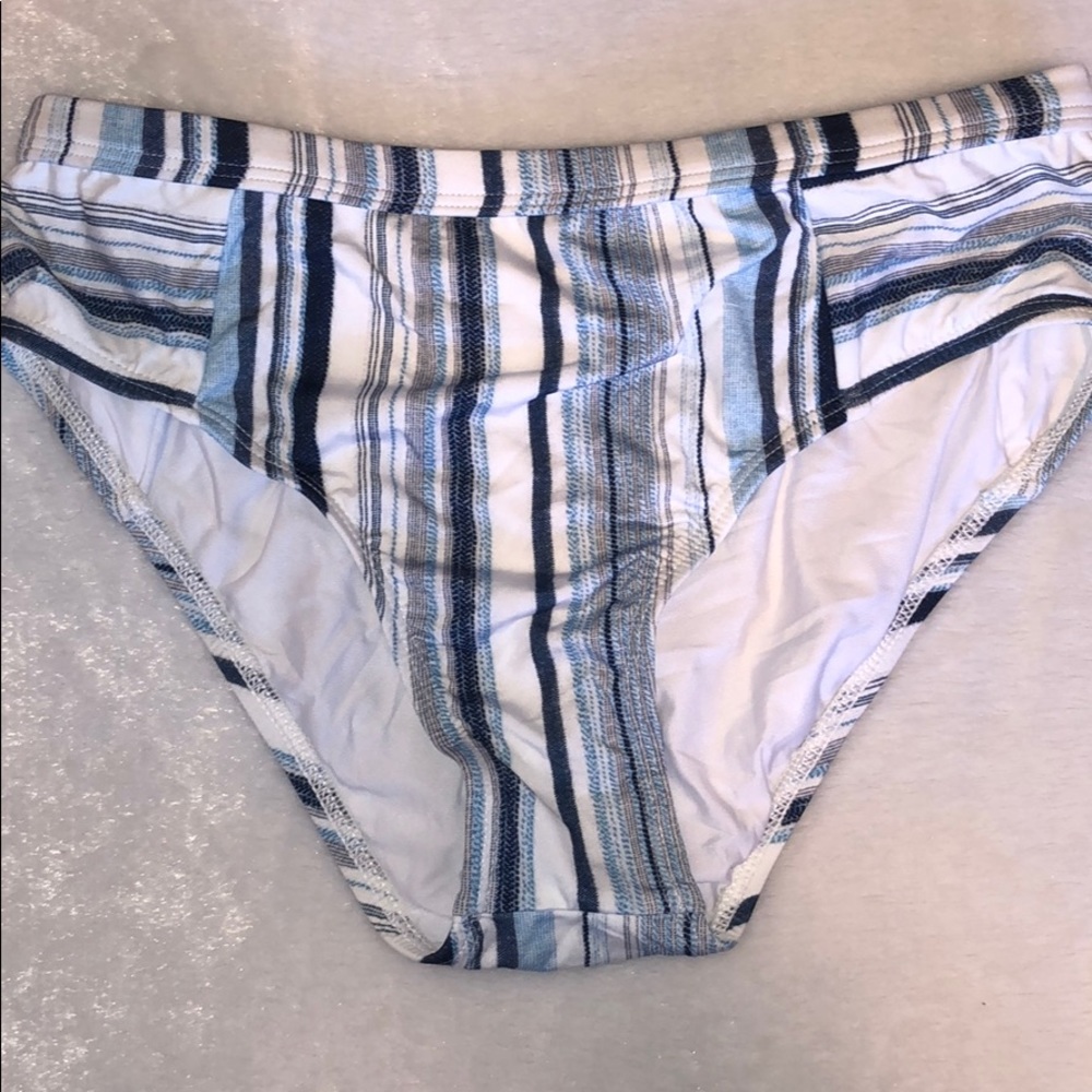 Bikini bottoms